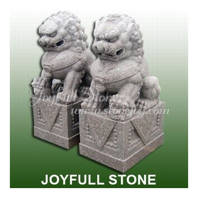 KQ-048, Chinese lion statues