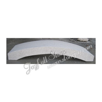 GB-016, Simple curved granite bridge