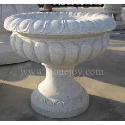 GP-203, Stone ornament planter on street